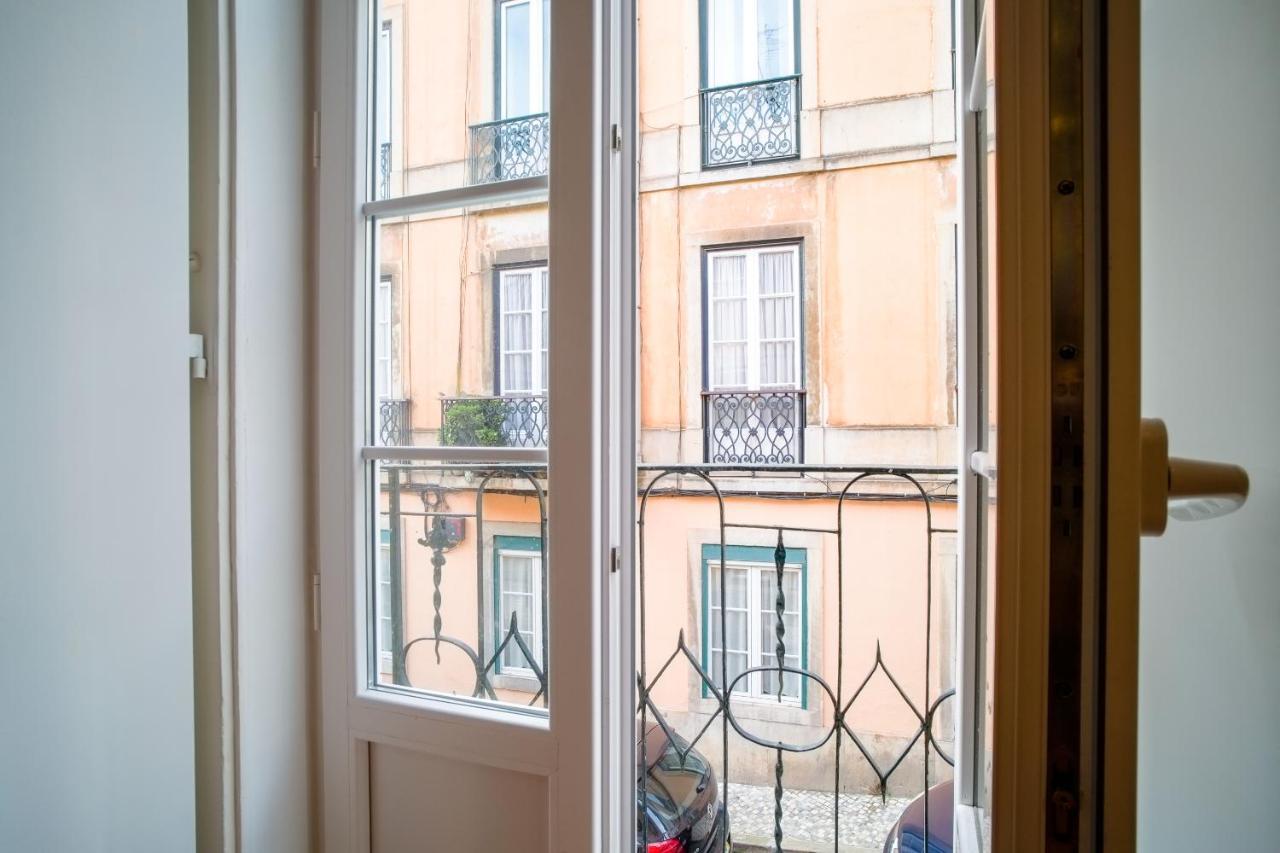 Bright And Sunny Apartment Lisboa Eksteriør billede
